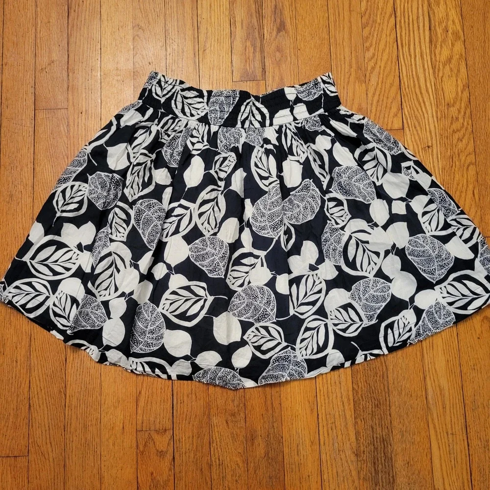 Banana Republic Blue White Leaf Print Cotton A‎ Line Mini Skirt 0 Summer Beach